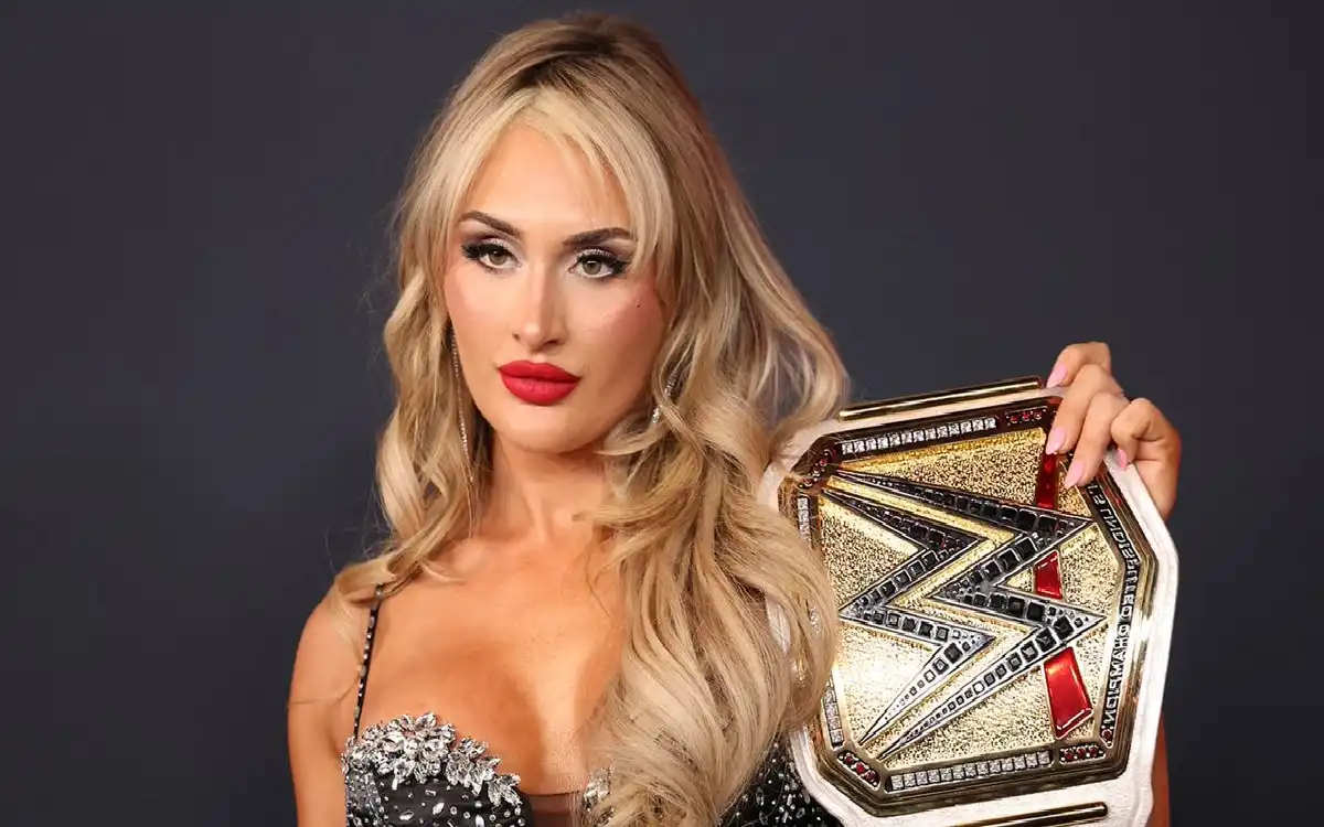 tiffany stratton wardrobe botch